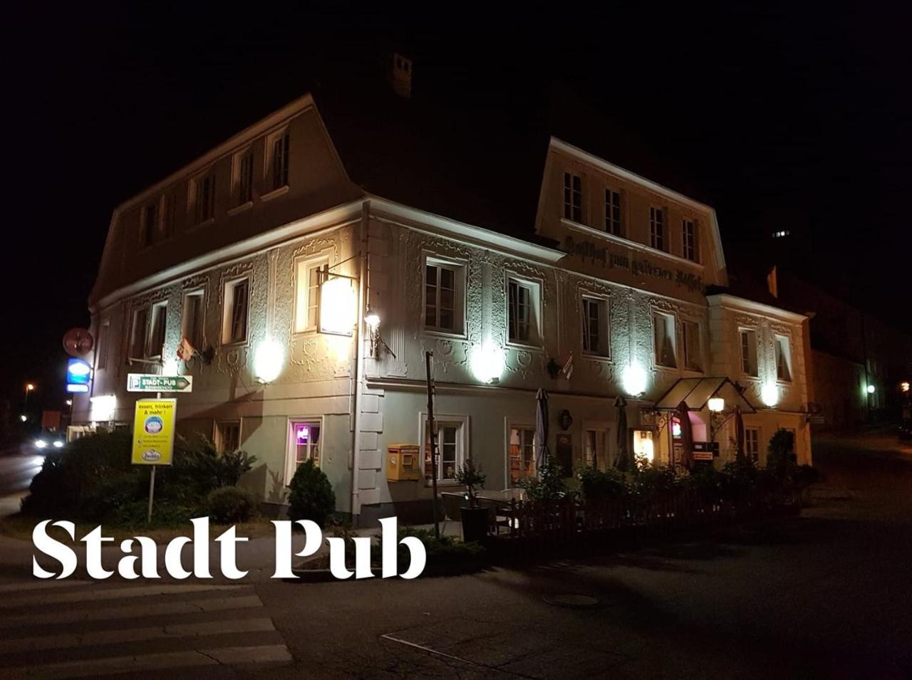 Stadt Pub Zwettl Exteriör bild